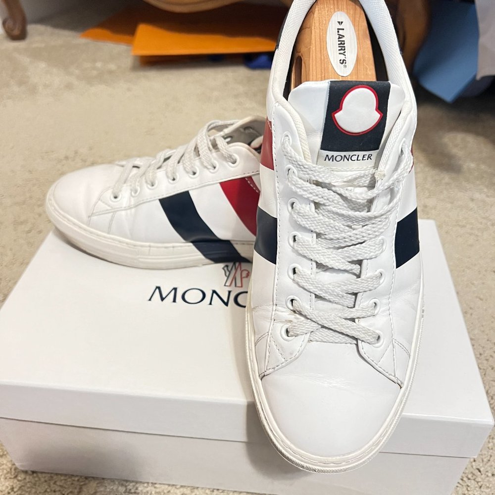 $795 Authentic MONCLER Made in Romania Men's White Leather Low Trainers Sz.43.5 - Picture 12 of 16